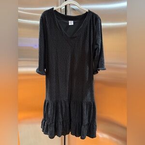 Elegant Black Eyelet Dress Fully Lined Size 4 Relaxed Fit